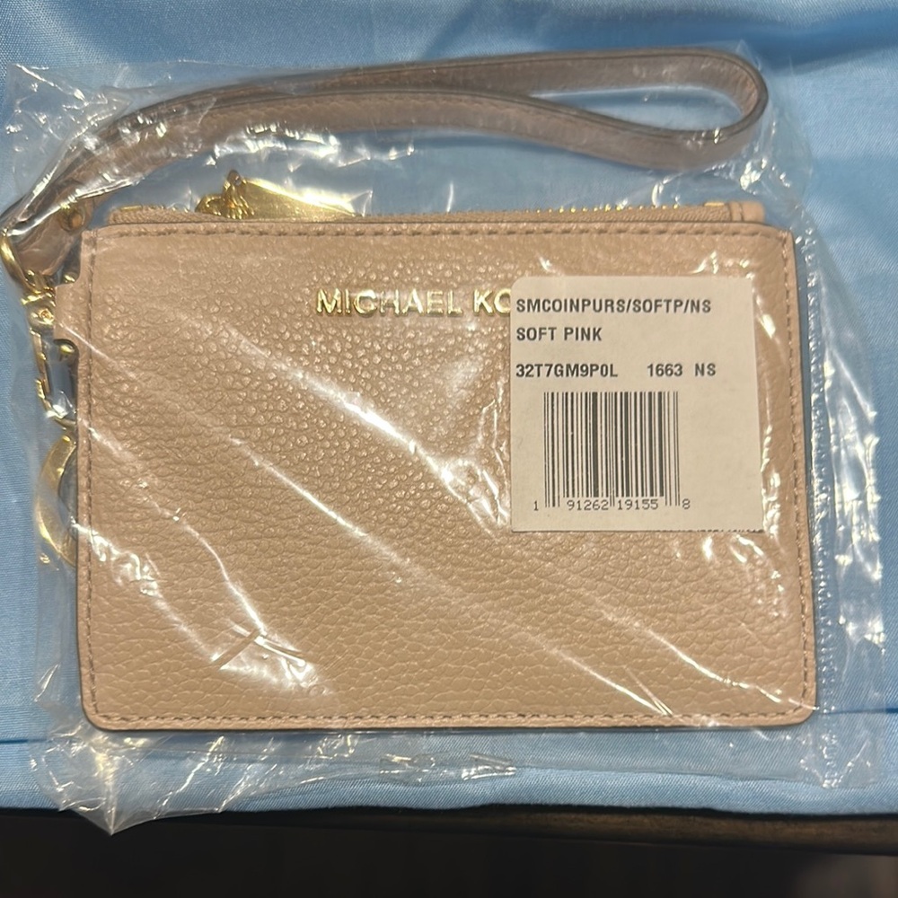 Michael Kors Tan Wristlet with Gold Ring - Picture 2 of 2